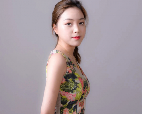 美術(shù)專業(yè)教師：柏竺筠